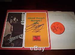 1976 CHUCK BERRY AUTOGRAPHED HAND SIGNED GREATEST HITS LP ALBUM