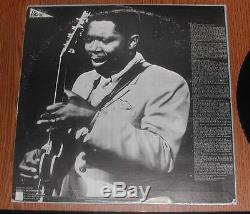 AUTOGRAPHED SIGNED THE BEST OF BB KING RECORD ALBUM