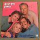 All In The Family Cast Four Autographed Record 1971 Television Soundtrack Album