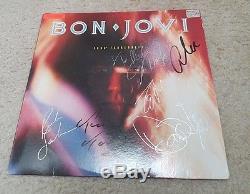 BON JOVI SIGNED/AUTOGRAPHED vinyl record album by ENTIRE BAND. JON BON JOVI + 4