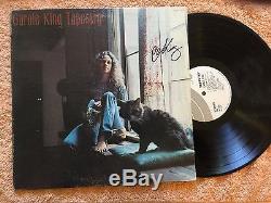 CAROLE KING AUTOGRAPHED TAPESTRY CLASSIC I FEEL The EARTH MOVE RECORD ALBUM
