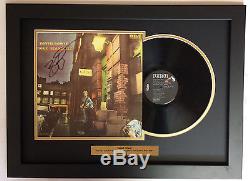 DAVID BOWIE SIGNED ZIGGY STARDUST ALBUM COVER With RECORD FRAMED