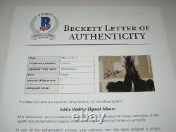 EDDIE VEDDER Signed Pearl Jam TEN Album with Beckett COA GRADED 10