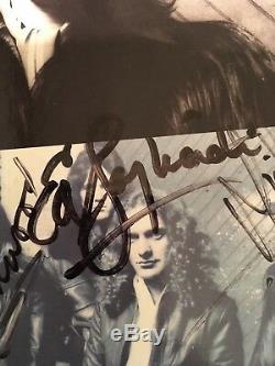 FOREIGNER AUTOGRAPHED DOUBLE VISION ALBUM Signed By 5 ORIGINAL MEMBERS