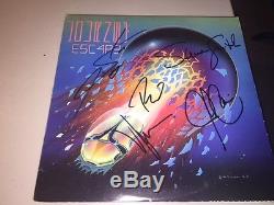 Journey GROUP Autographed Signed ESCAPE Album LP STEVE PERRY SCHON CAIN VALORY