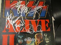 KISS SIGNED ALIVE II ALBUM LP RECORD 1977 GENE SIMMONS PAUL STANLEY RARE
