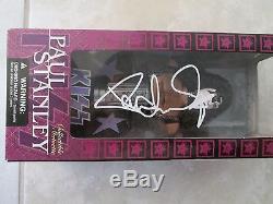 KISS SIGNED- PAUL STANLEY COLLECTIBLE STATUETTE- ALBUM LP RECORD -BRAND NEW