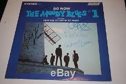 THE MOODY BLUES #1 GO NOW Hand Signed Autographed Record Album withCOA
