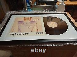 Taylor Swift 1989 Signed Vinyl Album Record