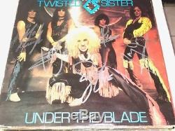 Twisted Sister GROUP Signed Autographed Album LP DEE SNIDER JAY JAY FRENCH ++