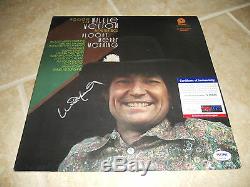 Willie Nelson Spotlight On Signed Autographed LP Album Record PSA Certified